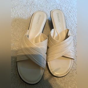 DAMIANI'S cream SANDALS SIZE 6
